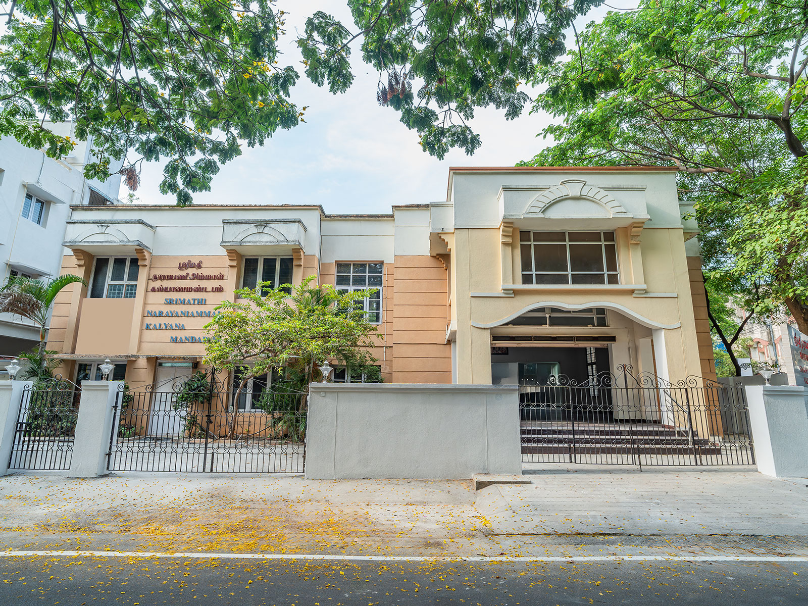 Venue Exterior – Side view of the mandapam